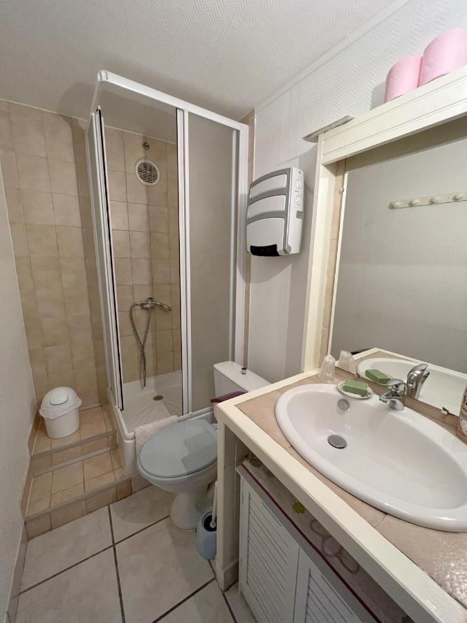 Les Meubles Du Rocher - Pres Du Parc Le Pal Bourbon-Lancy Exterior photo
